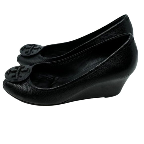 TORY BURCH~Sally 2~PEEP TOE PUMP~BLACK TUMBLED LEATHER SHOES~Size 8 - Picture 3 of 8